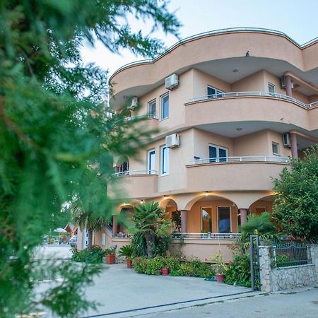 Apartments And Bungalow Casa Palma Ούλτσιν Εξωτερικό φωτογραφία